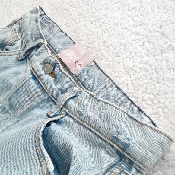 REVICE High Rise Distressed Bum Slit Straight Leg Boyfriend Jeans Size 32 - Picture 2 of 7